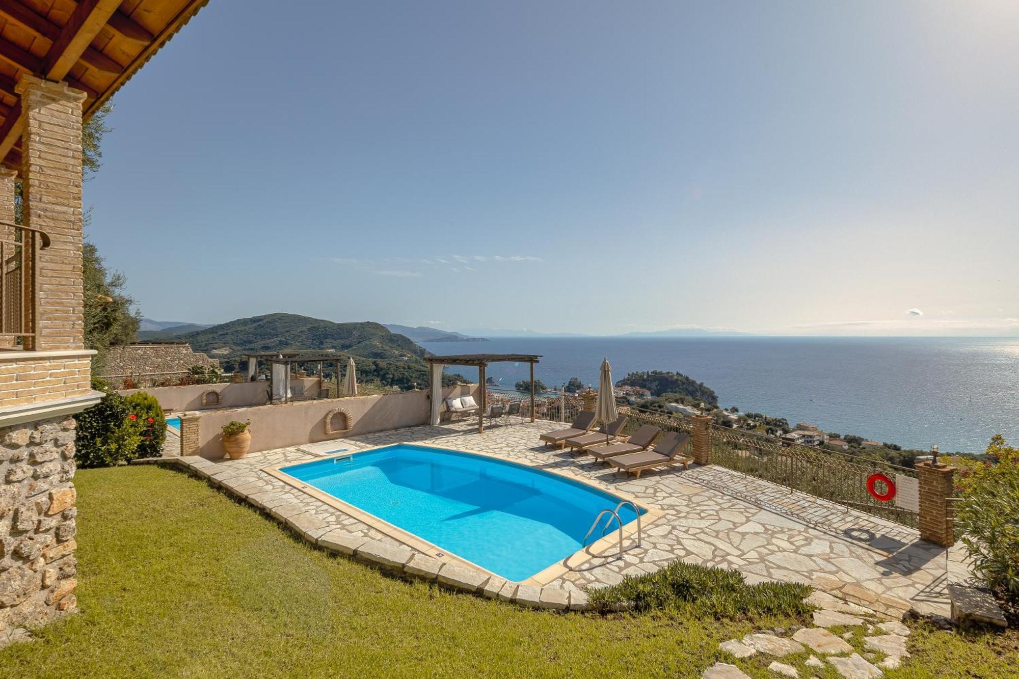 Apolis Villas & Suites Resort Parga Exterior photo